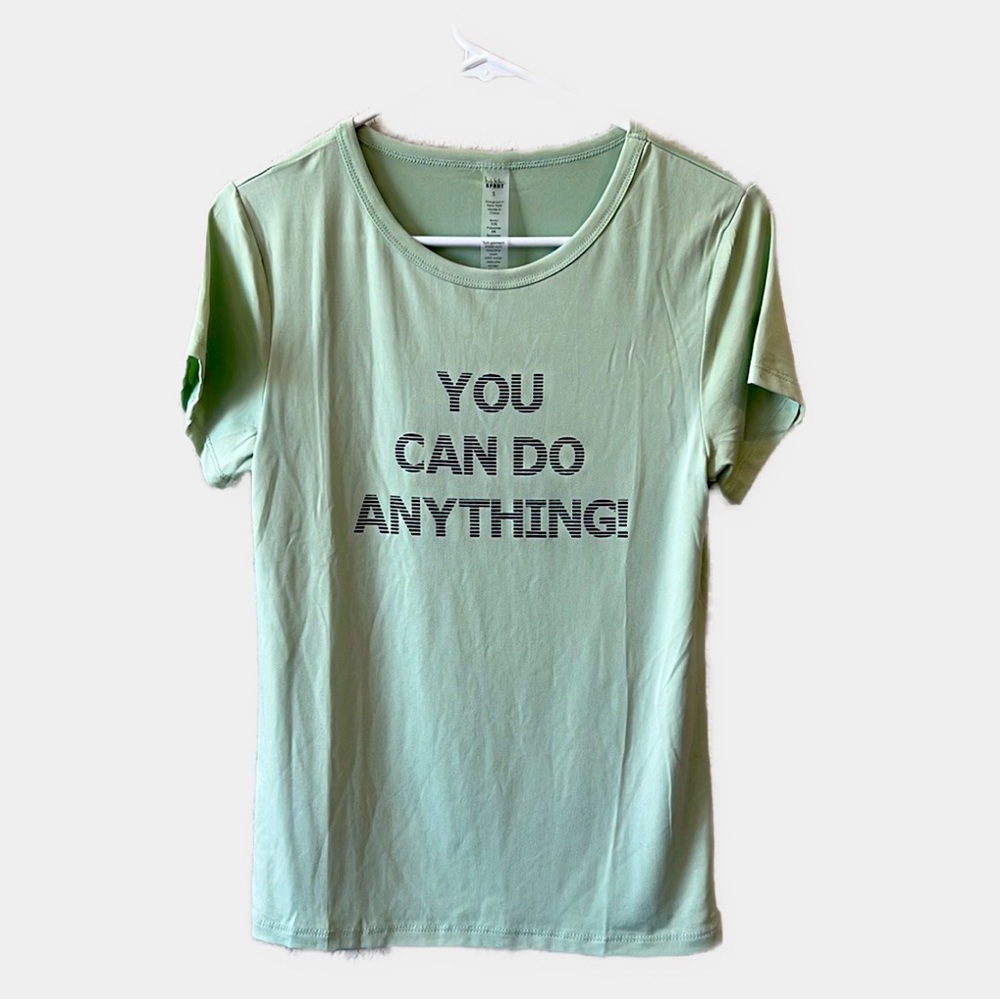 NWOT Nicole Miller Sport— light green workout tee, size S